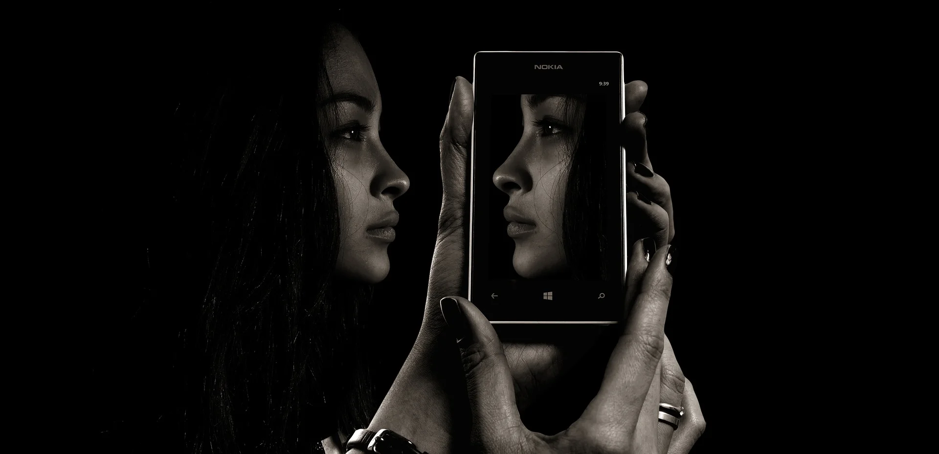 smartphone-1618909_1920 (1).jpg