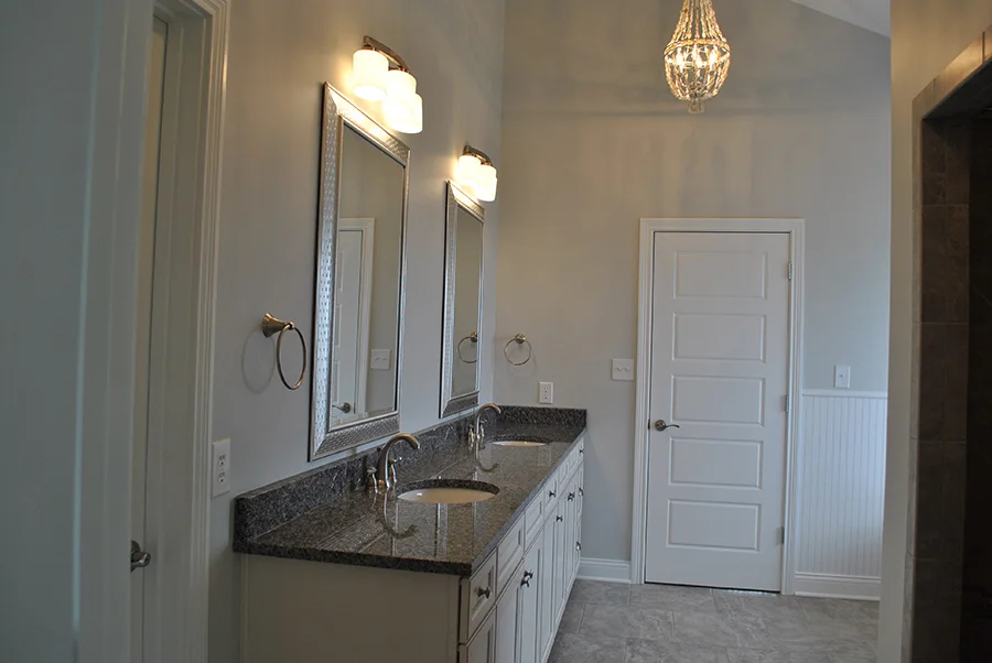 326 SAGAMORE 051.JPG