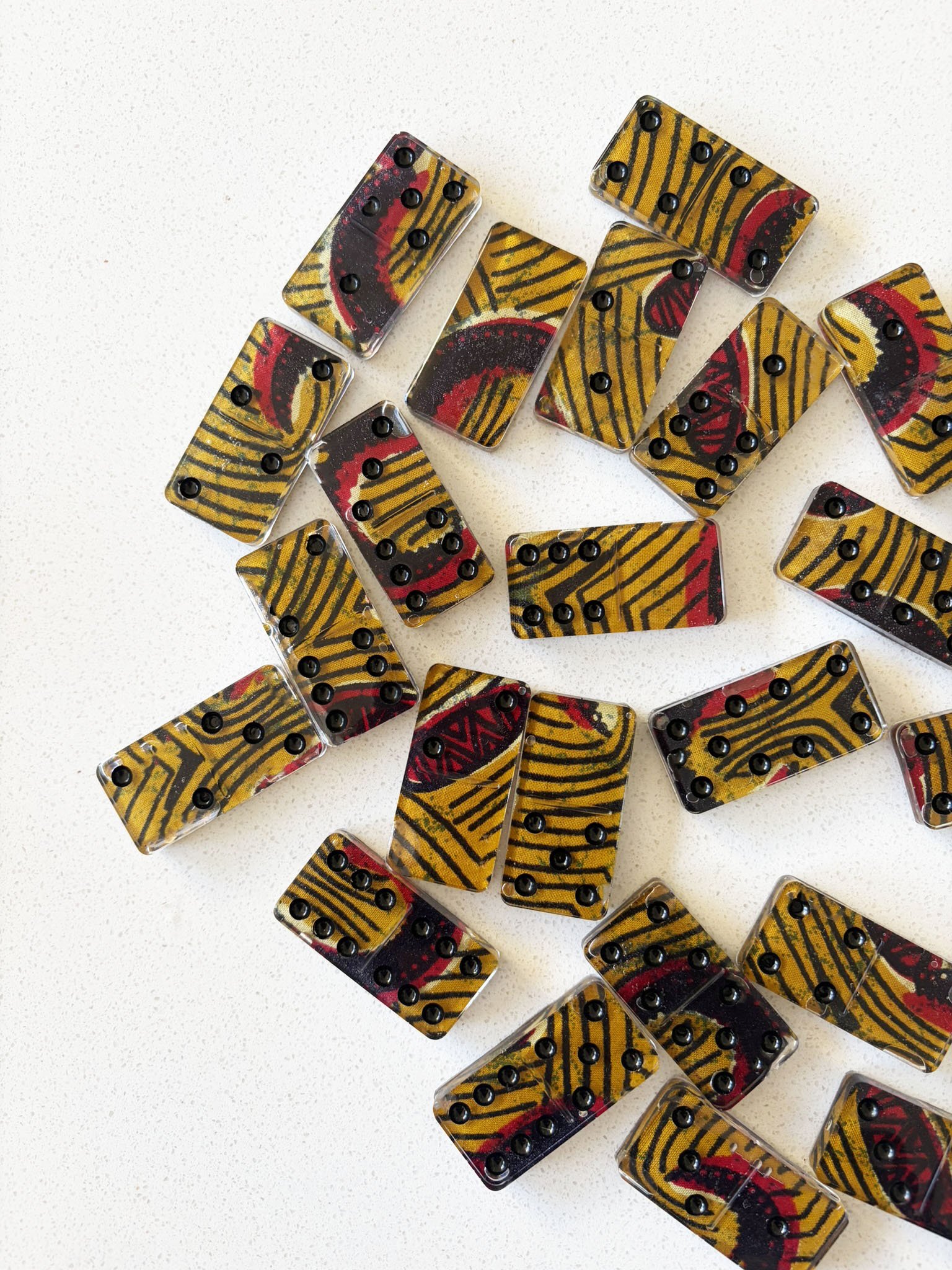 Dhahabu Domino Set