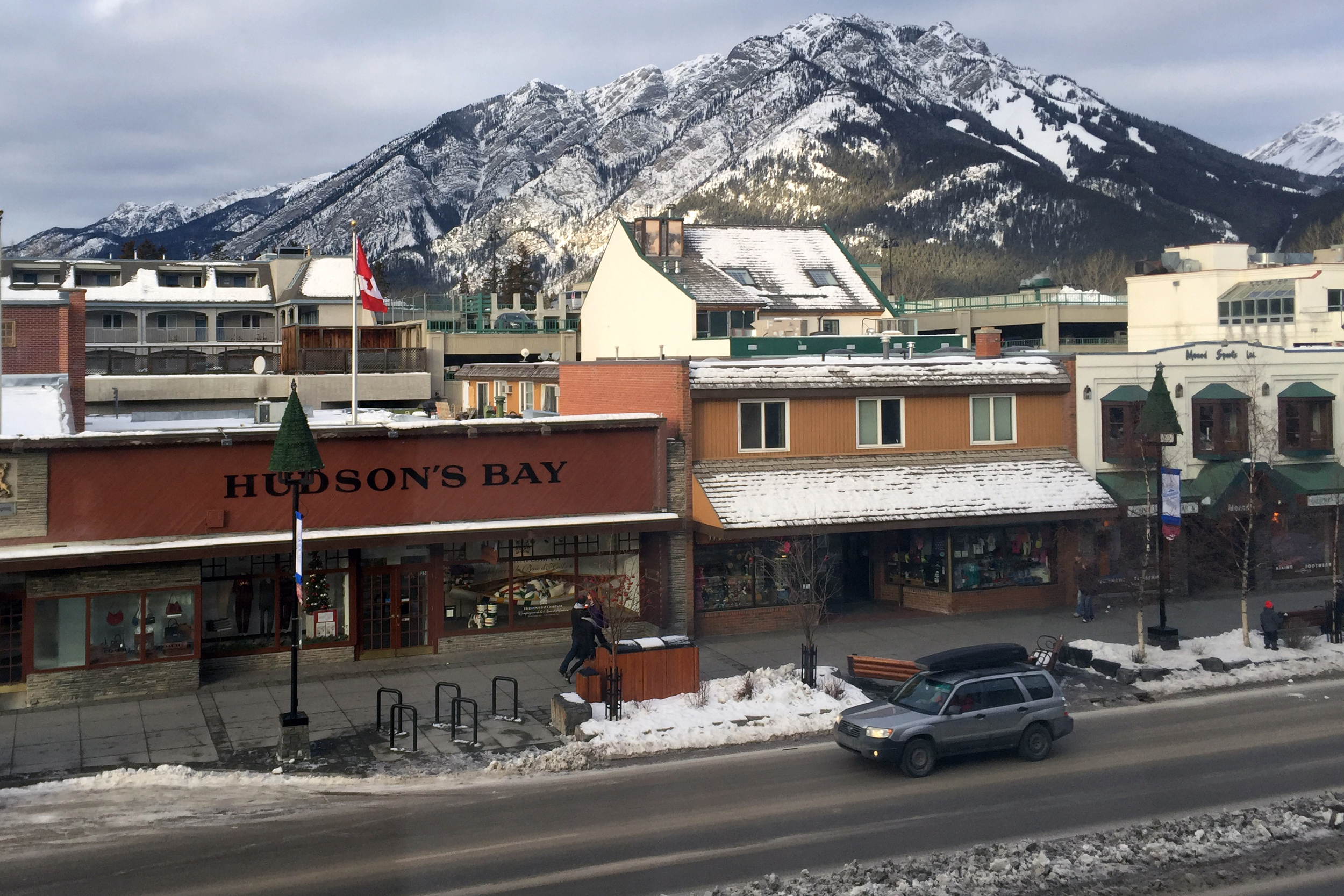 LAN Solutions - Banff Ave.jpg