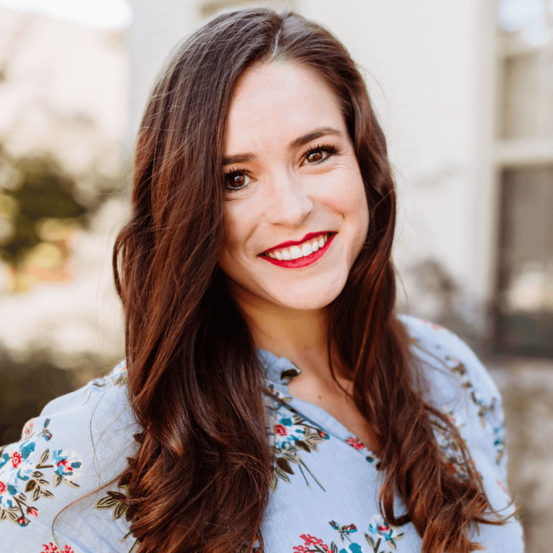 How to Use Those Awkward 3 Minutes Before a Zoom Call