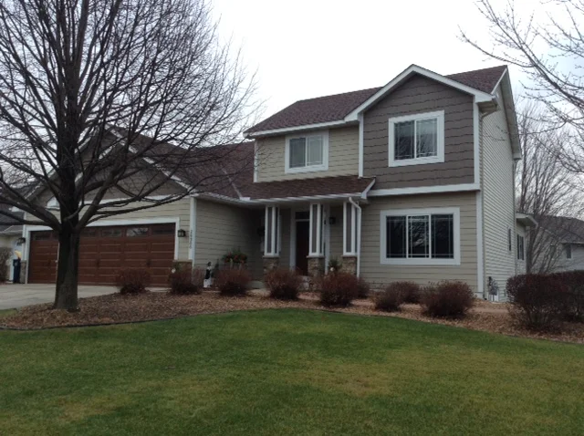 Looking Good in Lakeville