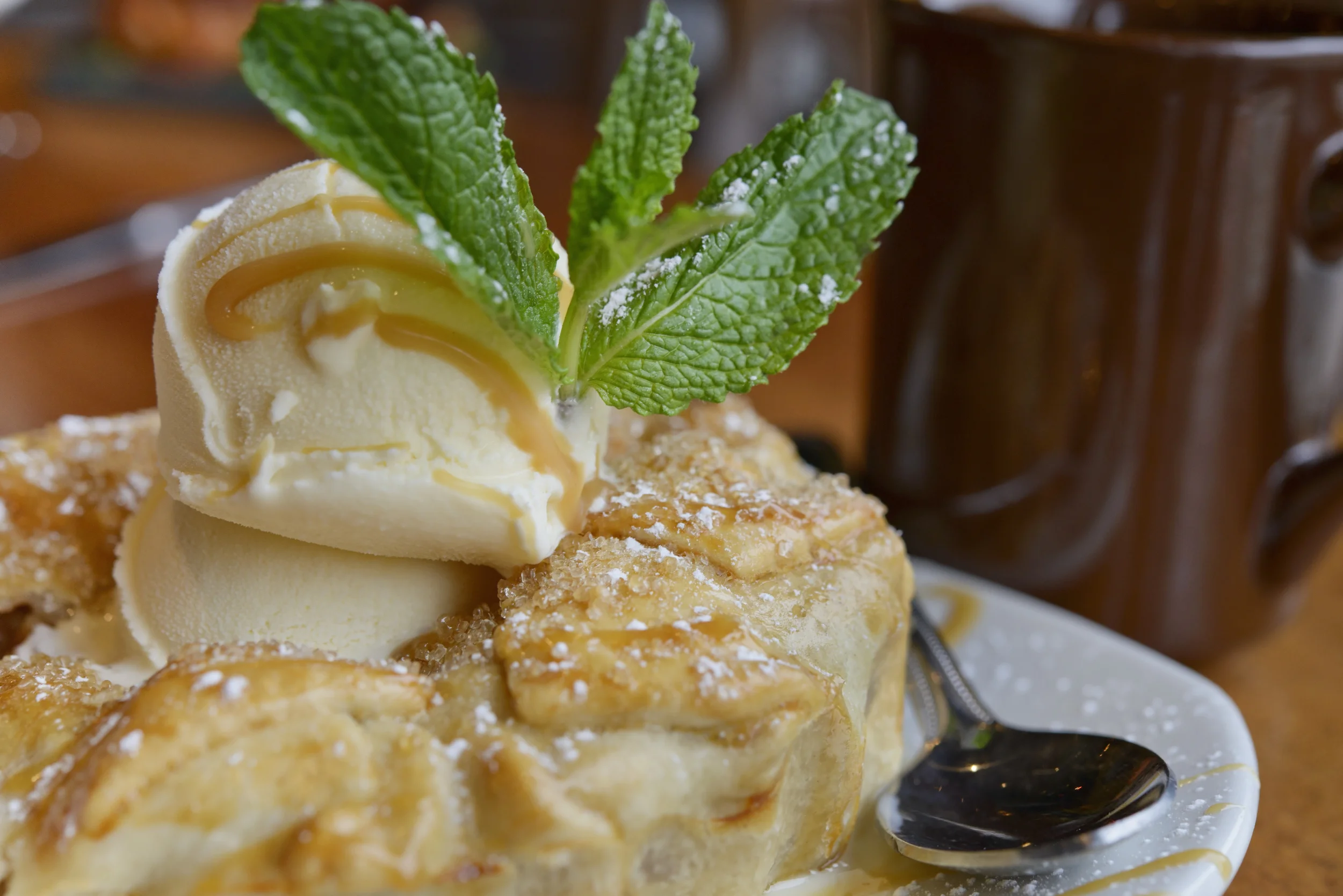 Hutch Bistro | Apple Pie À La Mode