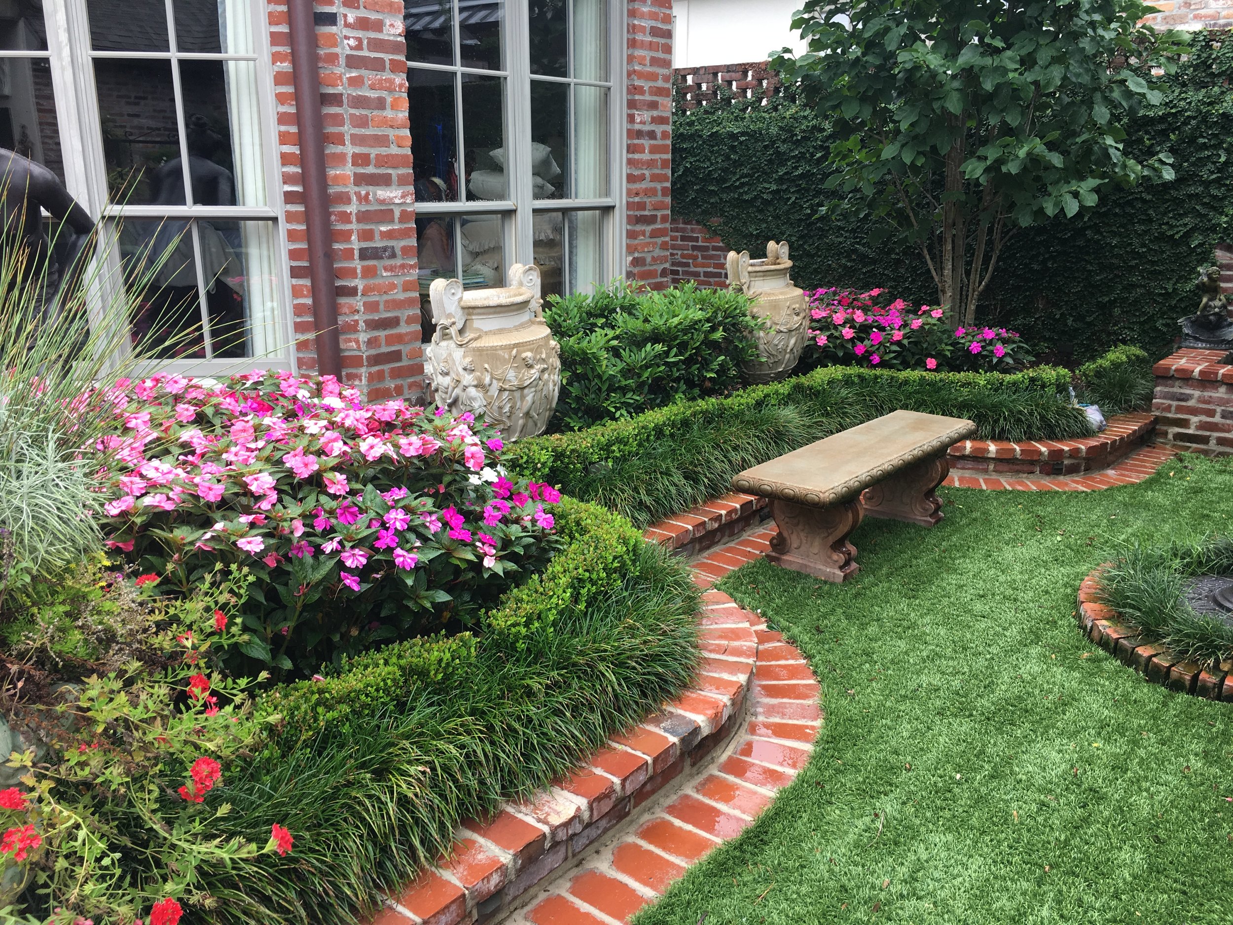 Professional Landscaping Services in Indianapolis & Nearby