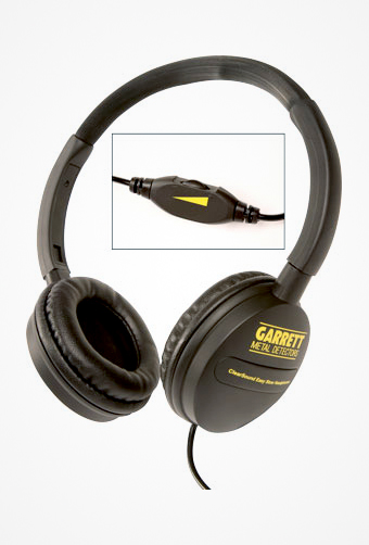 Shelsky-Garrett-ACE350-headphones-c.jpg