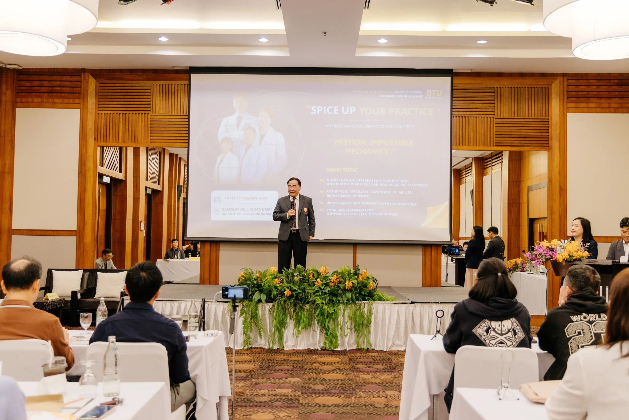CONFERENCES031.jpg