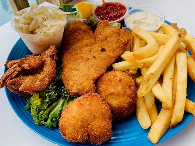 Open 12-9 PM Today. Come Enjoy a Captain Bill's Crispy Platter!
.
.
.
#instafood #foodie #fishing #delicious #foodlover #seafood #restaurant #tasty #travel #lunch #fresh #chef #foodpics #fish #eat #food #foodblogger #healthyfood #love #yummy #foodpho