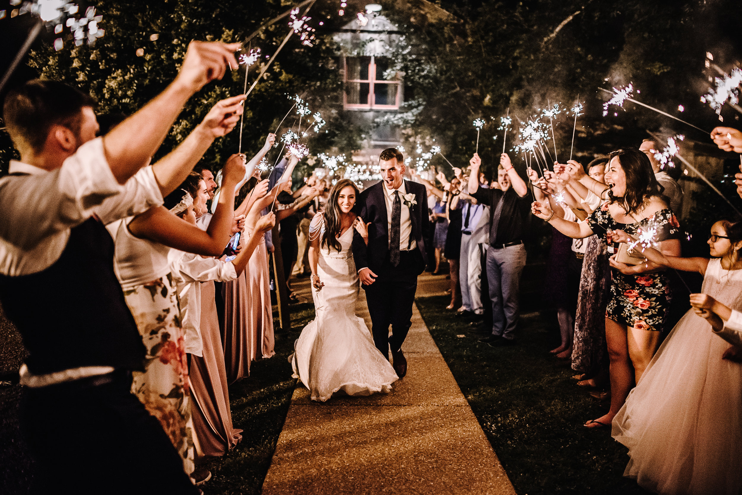 Sarah & Chad | A Rustic Wedding at Heartwood Hall | Memphis Tennessee Wedding Photographer