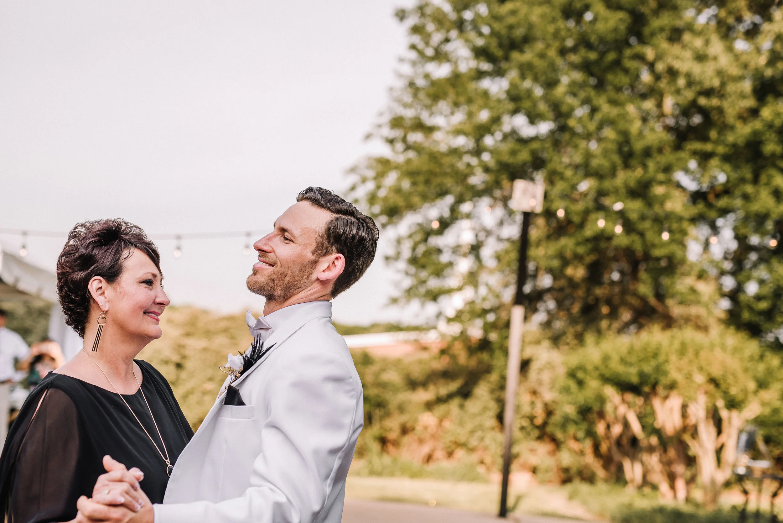 Morgan Wedding_Batesville Mississippi_Ashley Benham Photography-655.jpg