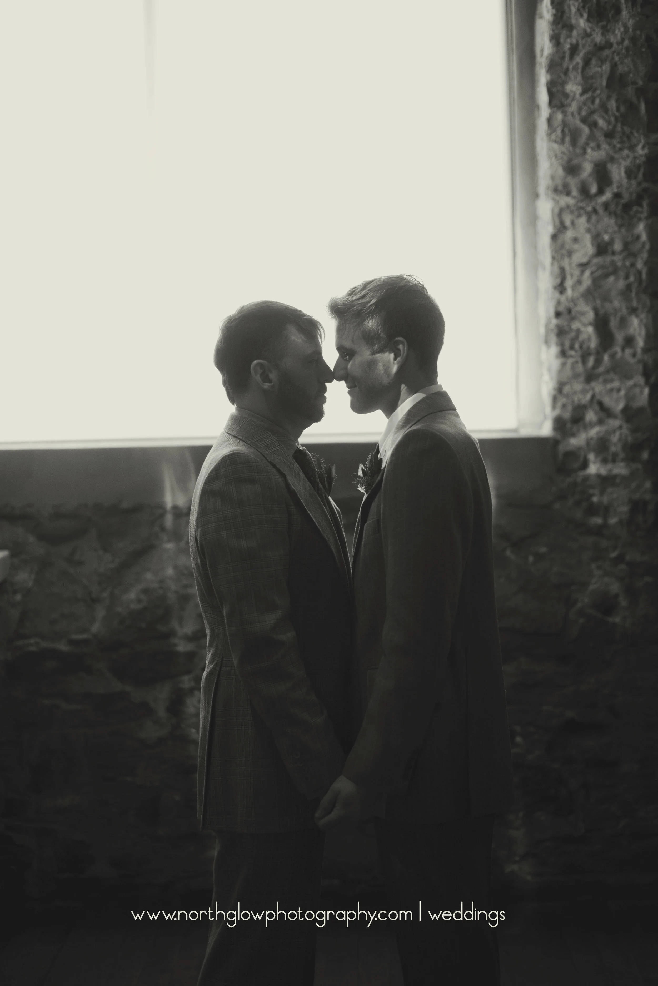 north glow photography BW (27).jpg