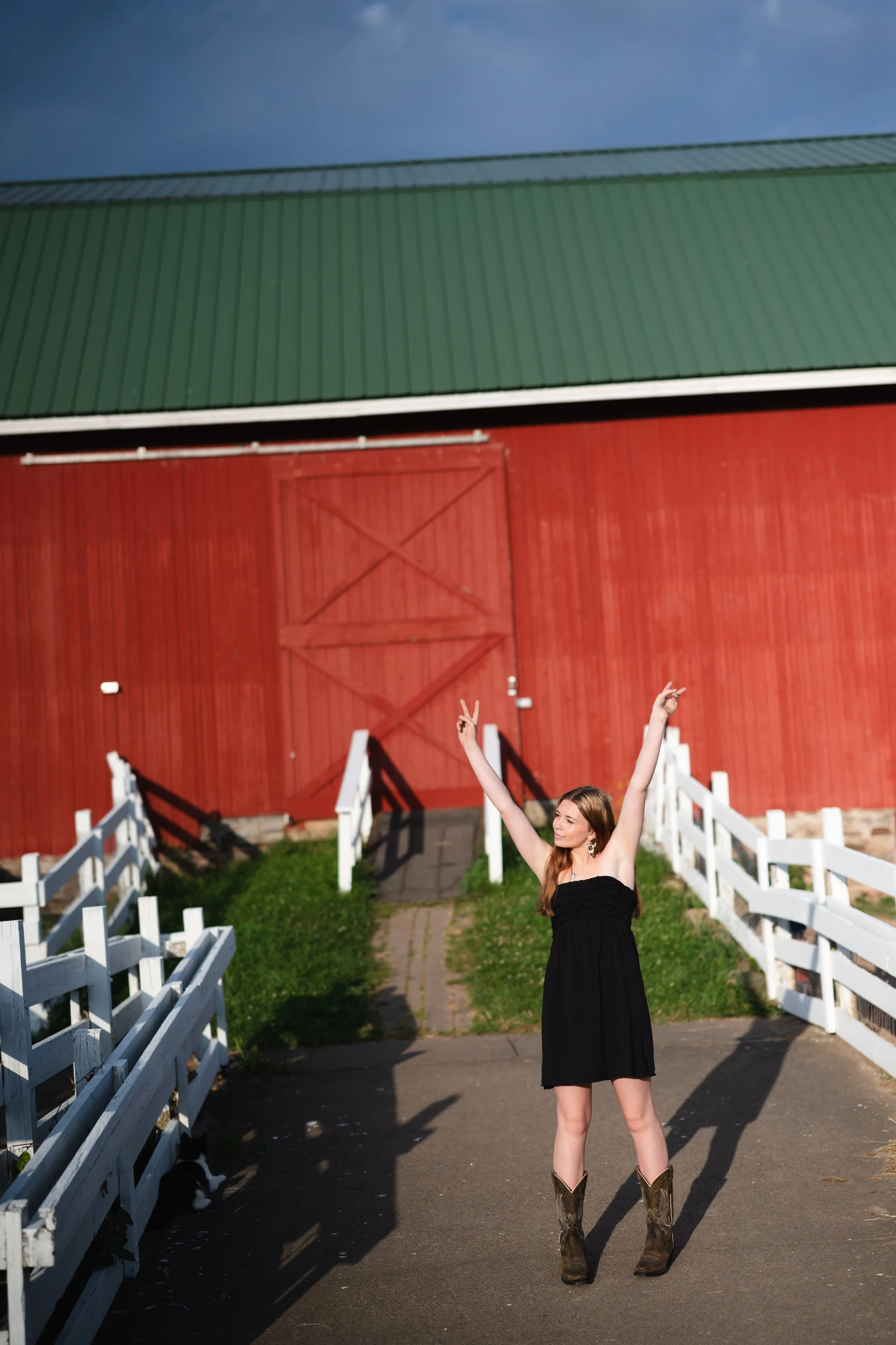 North Glow senior-319.jpg