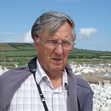   <b> Prof Chris Perrins  </b>  <br> Emeritus Fellow