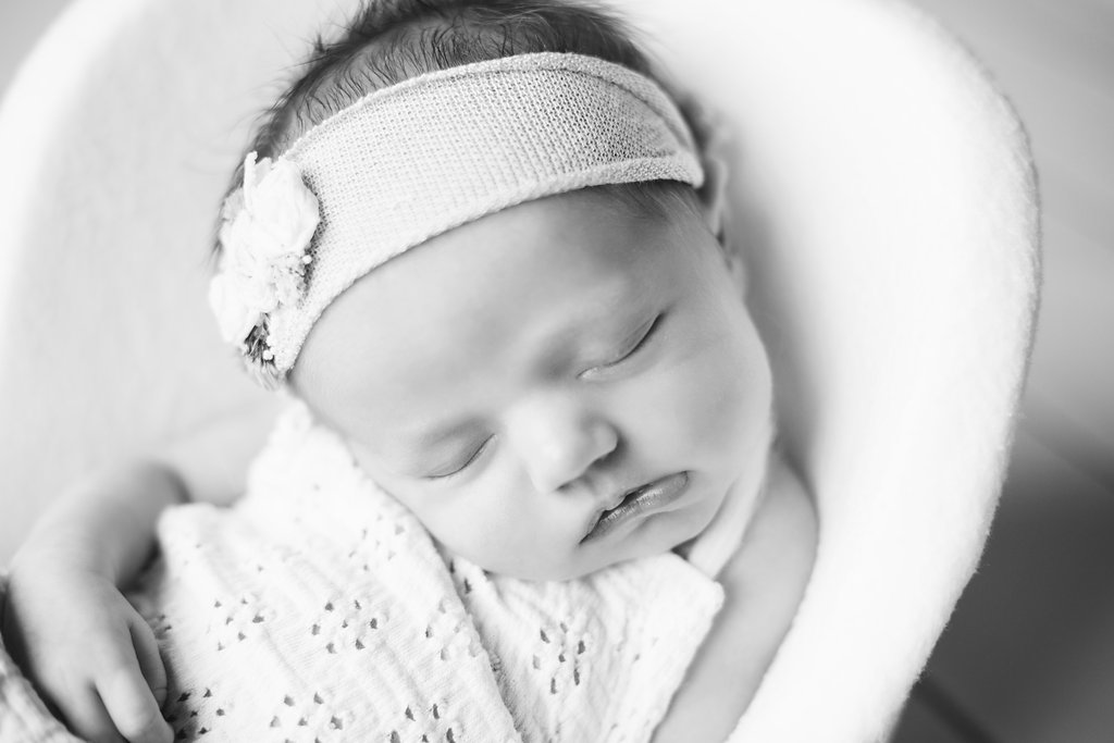 Ellie15_B&W.jpg