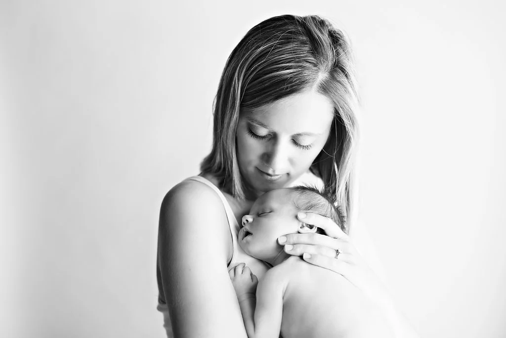 Ellie17_B&W.jpg