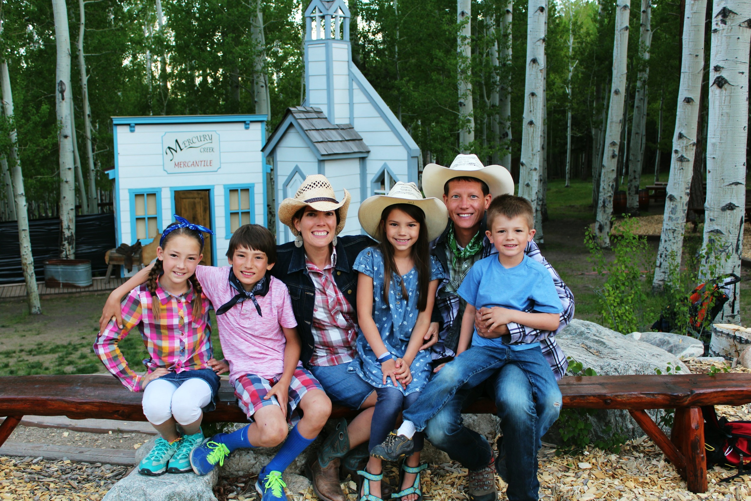 trail-west-lodge-family