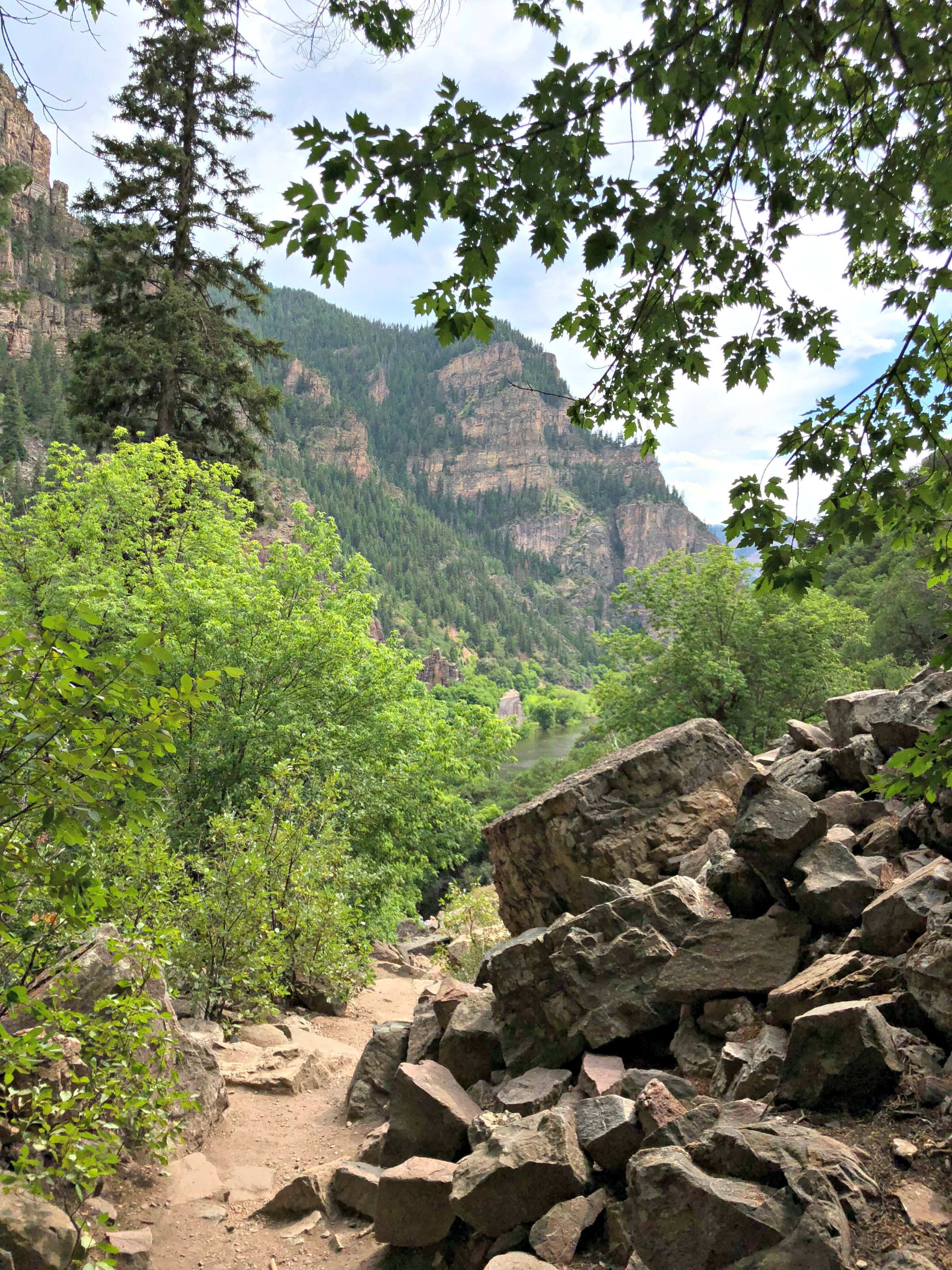 Hanging Lake hike in Glenwood Springs