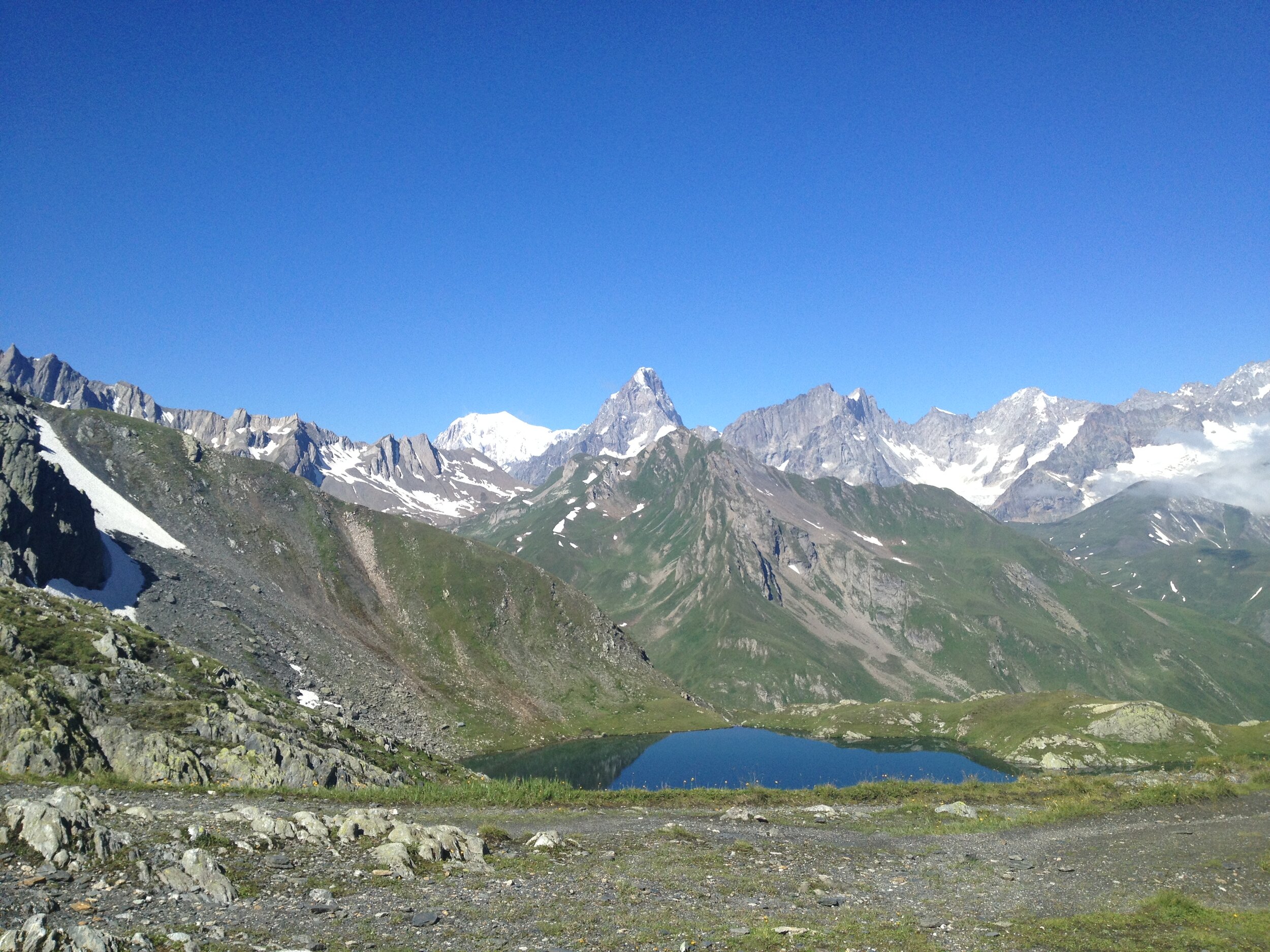 Sur le tour du Saint-Bernard  