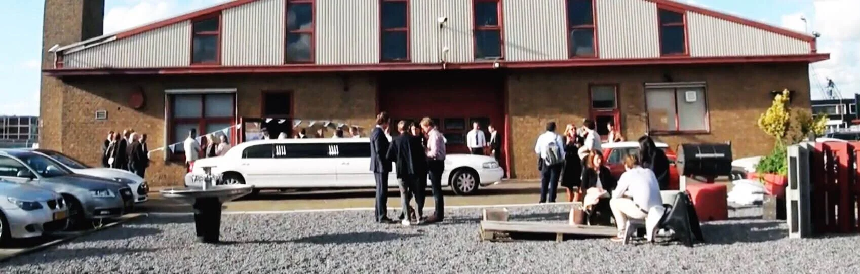 Big Metropool Investor Limo Tour 