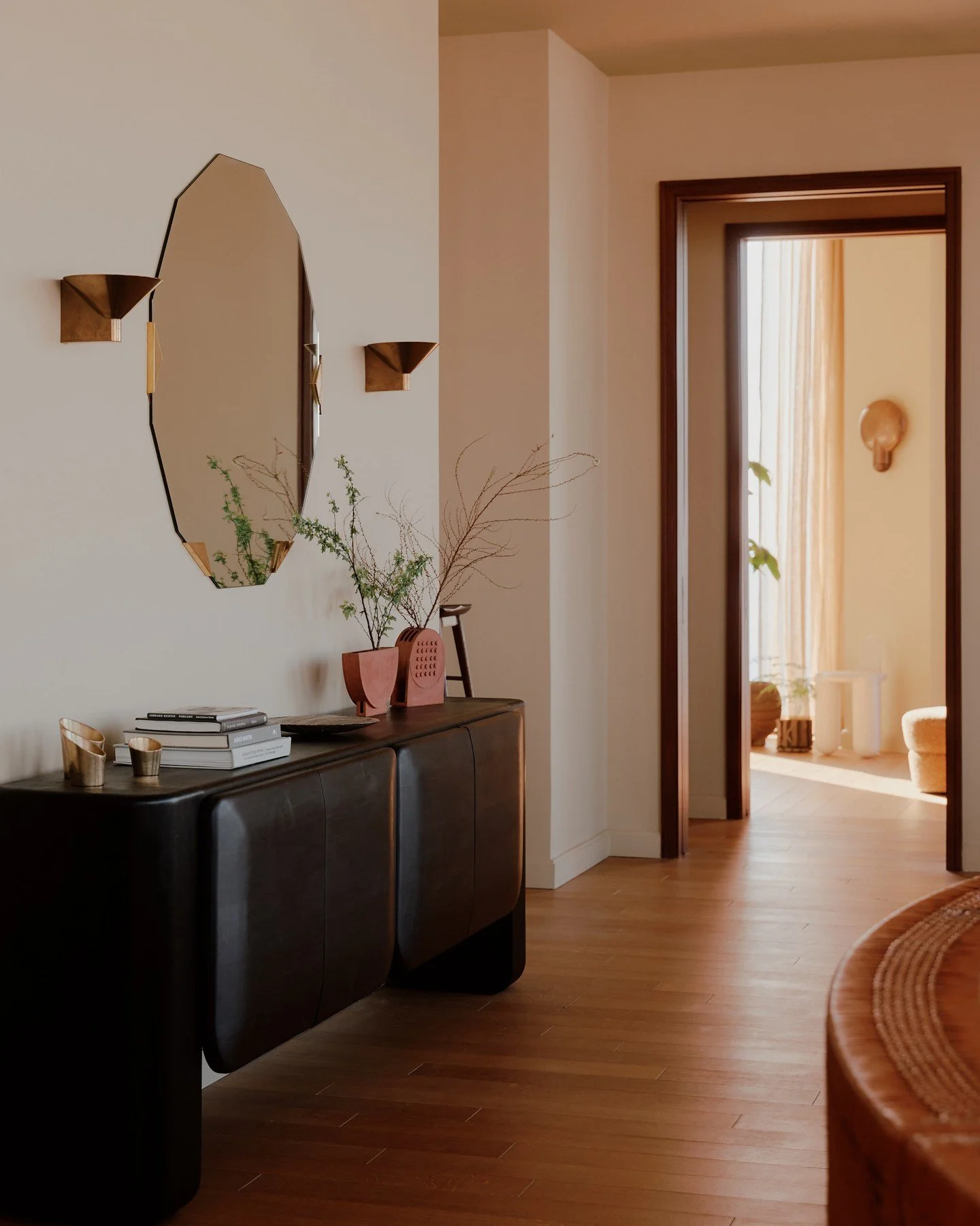 BROOKLYN TOWER GALLERY - A quiet moment from our new Brooklyn Tower Gallery featuring the Bone Credenza by Loic Bard exclusive to Radnor. ⁠Open by Appointment. ⁠
⁠
Also in view is the Haynes Mirror by Egg Collective, Conical Wall Lights by Henry Wils