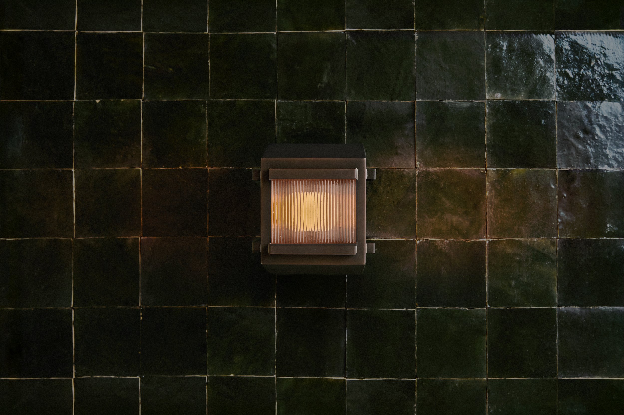 Trellis_Sconce_Studio_06.jpg