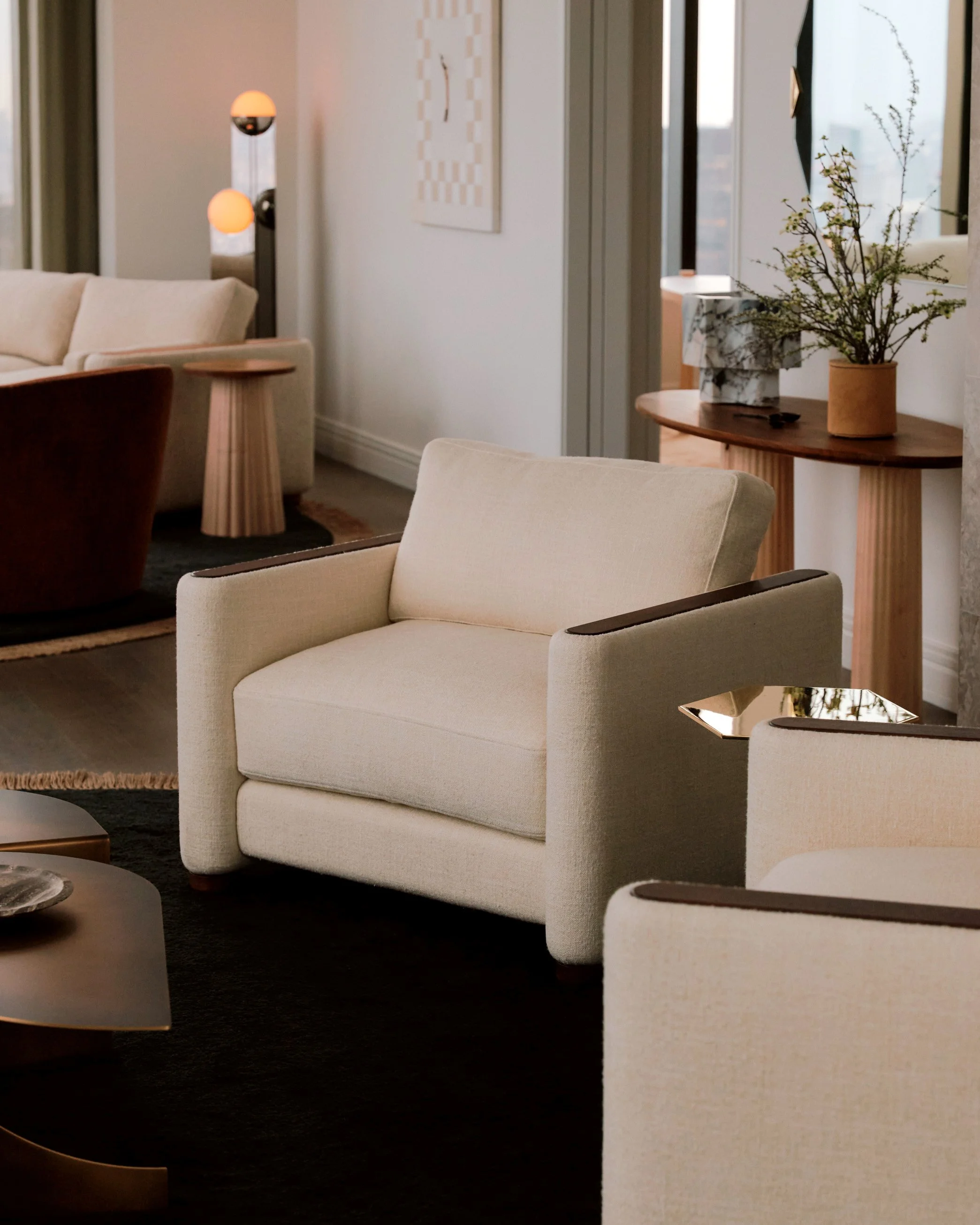 Petite Platou Lounge Chair