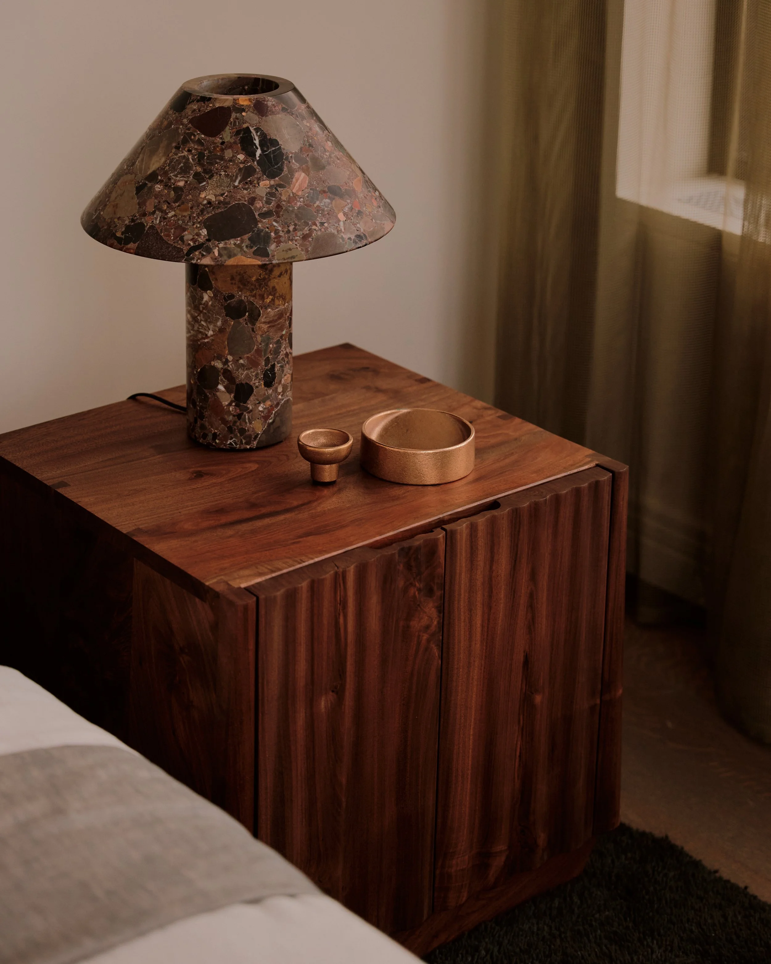 Pillar Stone Light - Ceppo Di Gre