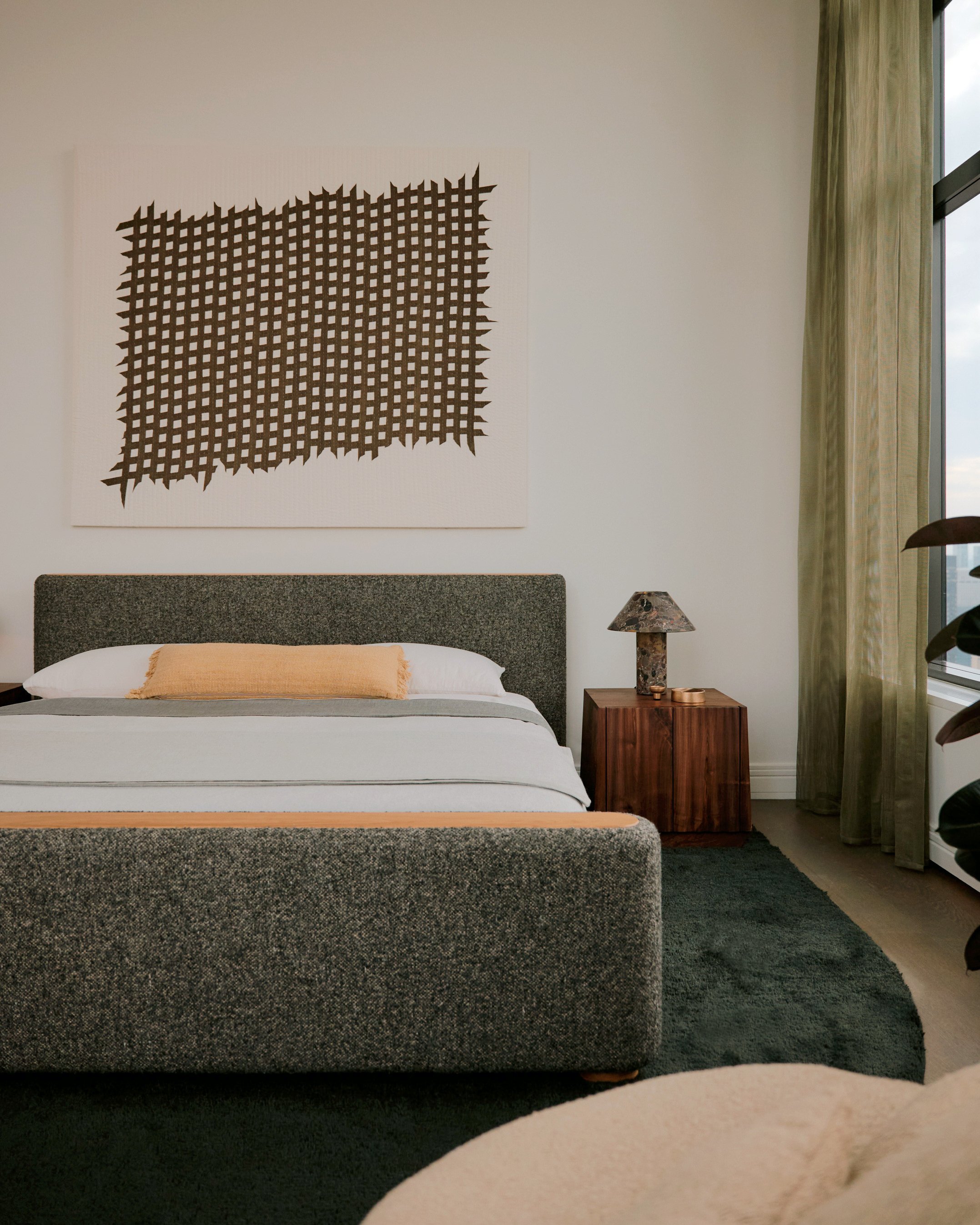 Platou Bed Front View_Bunn Studio_Radnor Made.jpg