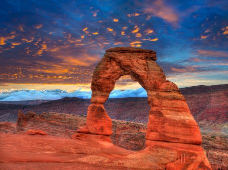 Arches in Moab, Utah via canyonlandslodging