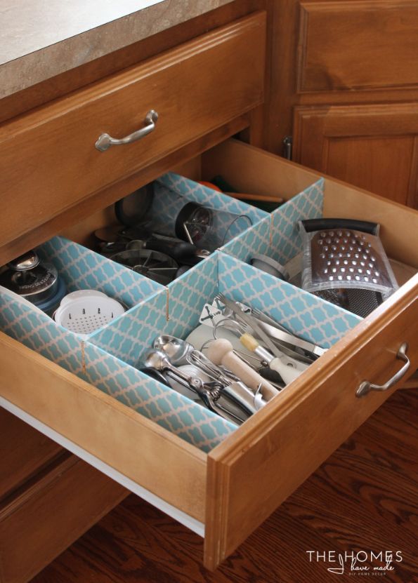 The instructions for this one is here at "ForRent". This one uses balsa wood or foam core board.