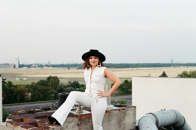 This picture nicely sums up how I feel about getting one year older • Thank you for all the lovely birthday wishes and to everyone who made my day very special • Tempelhof, Berlin • August 18 • Pentax MX