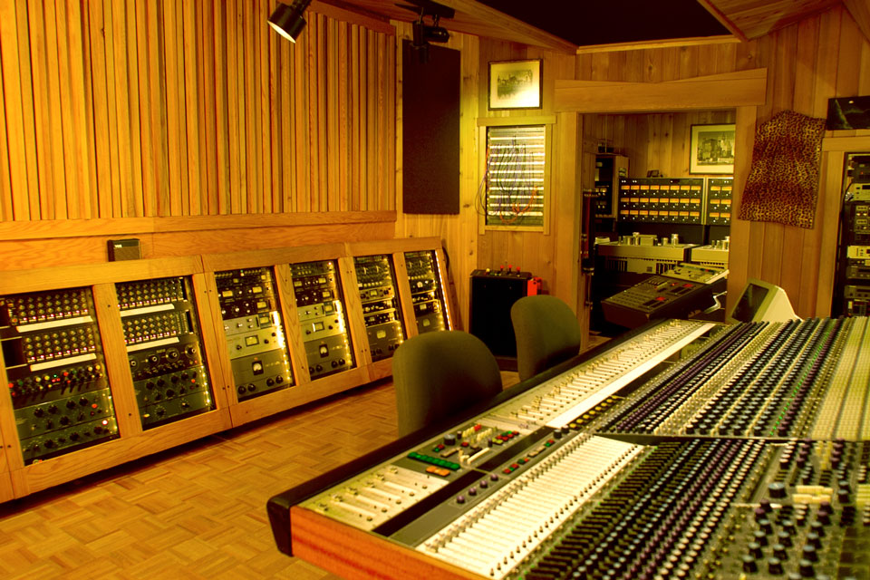 ControlRoom2.jpg