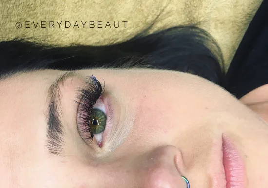 lashes.jpg