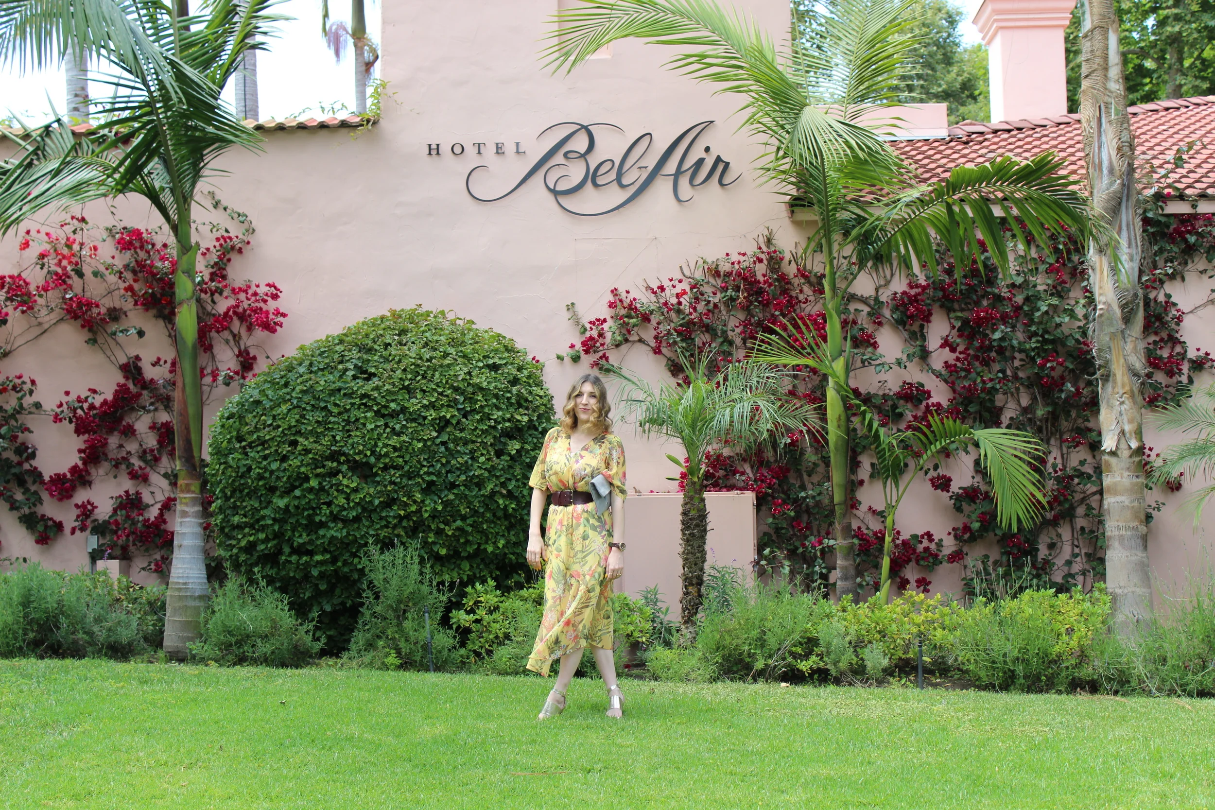 I am absolutely in love with this dress and it could not have been more perfect to go with my birthday brunch at the Hotel Bel-Air. It was super flowy, cute, and comfy which hit all of my checklists for a spring dress.