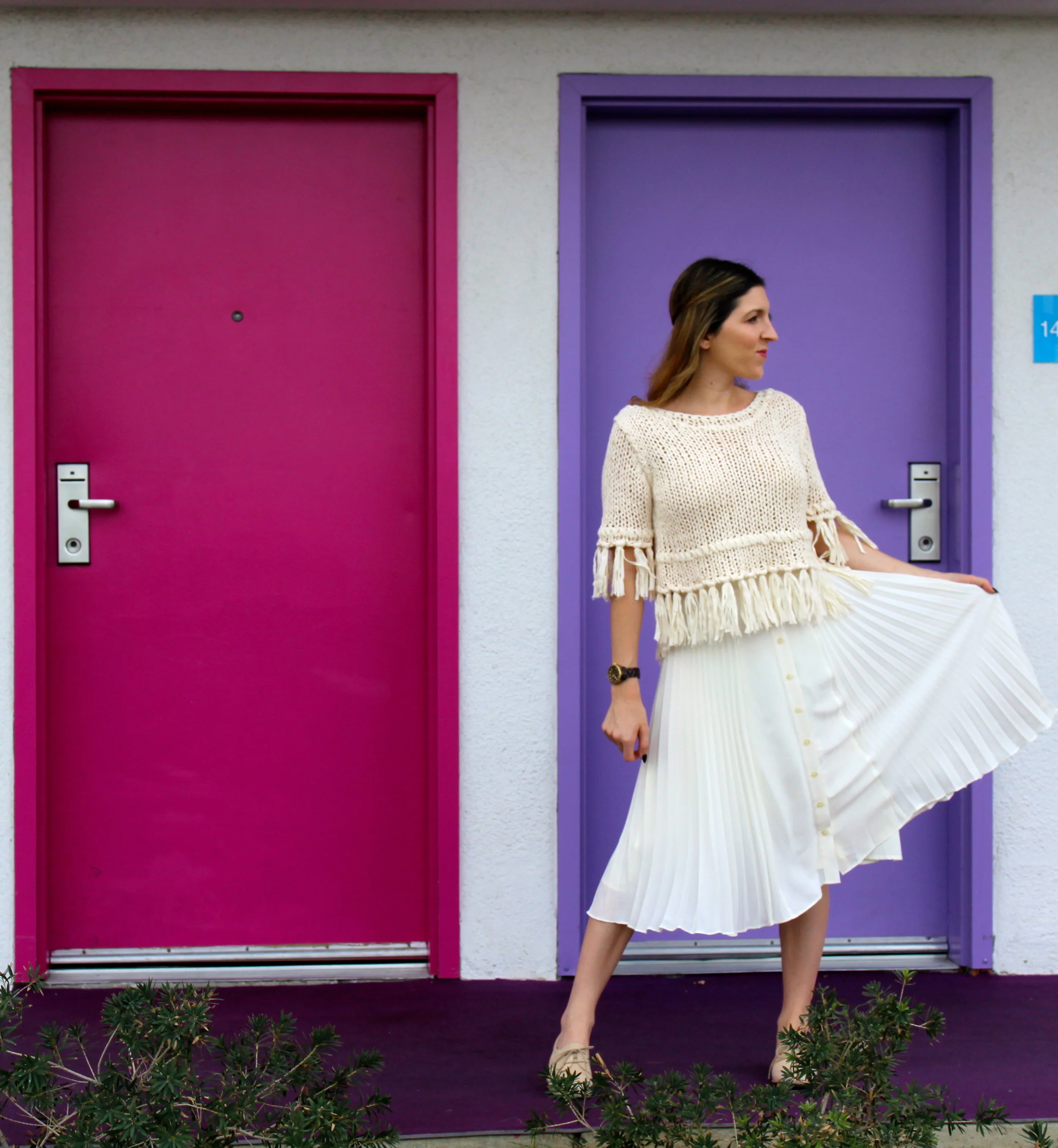 Top: Free People, similar here // Skirt: Banana Republic, similar here // Shoes: old, similar here I love pairing similar colors together to create one amazing outfit! Case in point is this cream sweater top and this white pleated midi skirt. Both are such feminine and beautiful pieces but paired together, create the perfect boho chic look. I loved wearing this outfit in front of bright colors because the outfit really popped and came alive! This is an easy look to replicate and can be taken into winter and colder months by just adding some boots and a long sleeve button down underneath. I love color, but sometimes it is nice to keep my look on the more monochromatic side. Luckily, my backgrounds are always full of color so I still get my daily dose! Enjoy your Monday and let these bright colors and look brighten up your day!!! Thanks for reading!!! xx Nicole