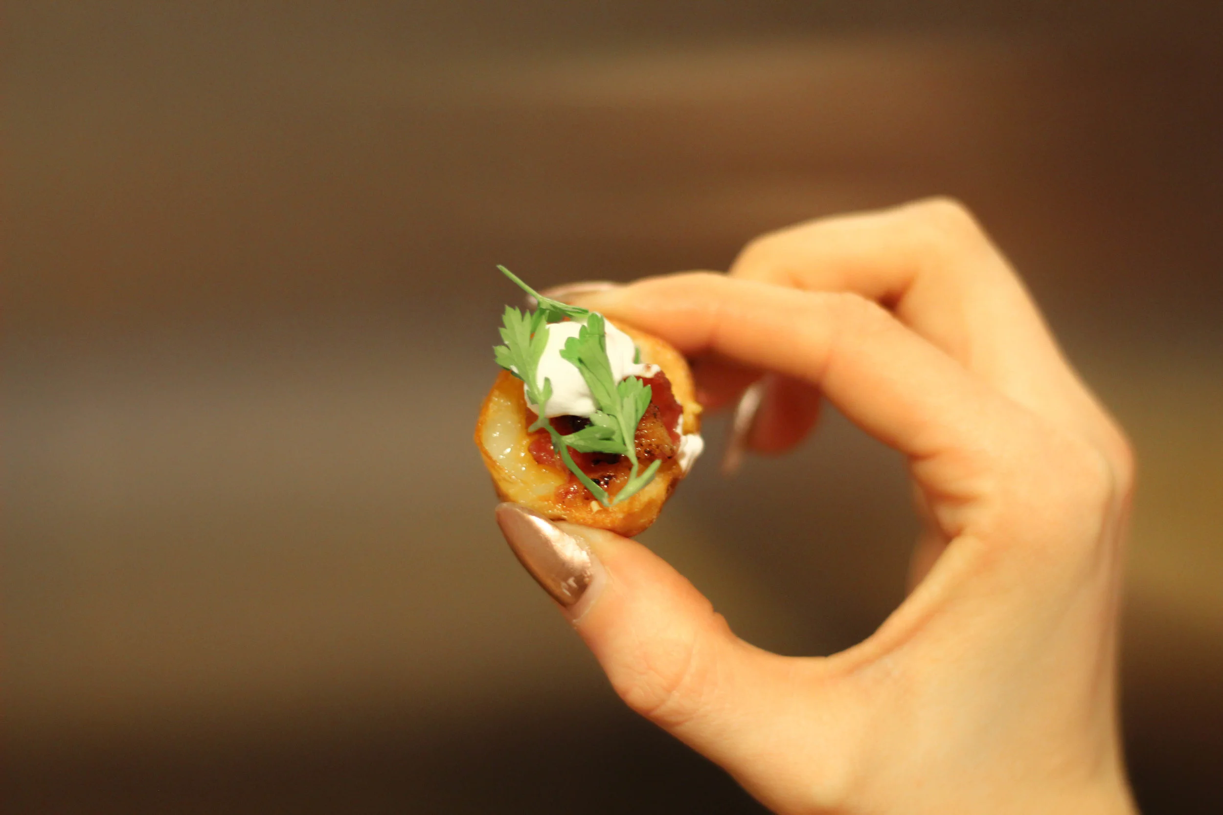 Using a smaller potato like these baby reds, makes these more of a one bite snack so that you can save room for all the other game day goodies! And they're cuter this way too!