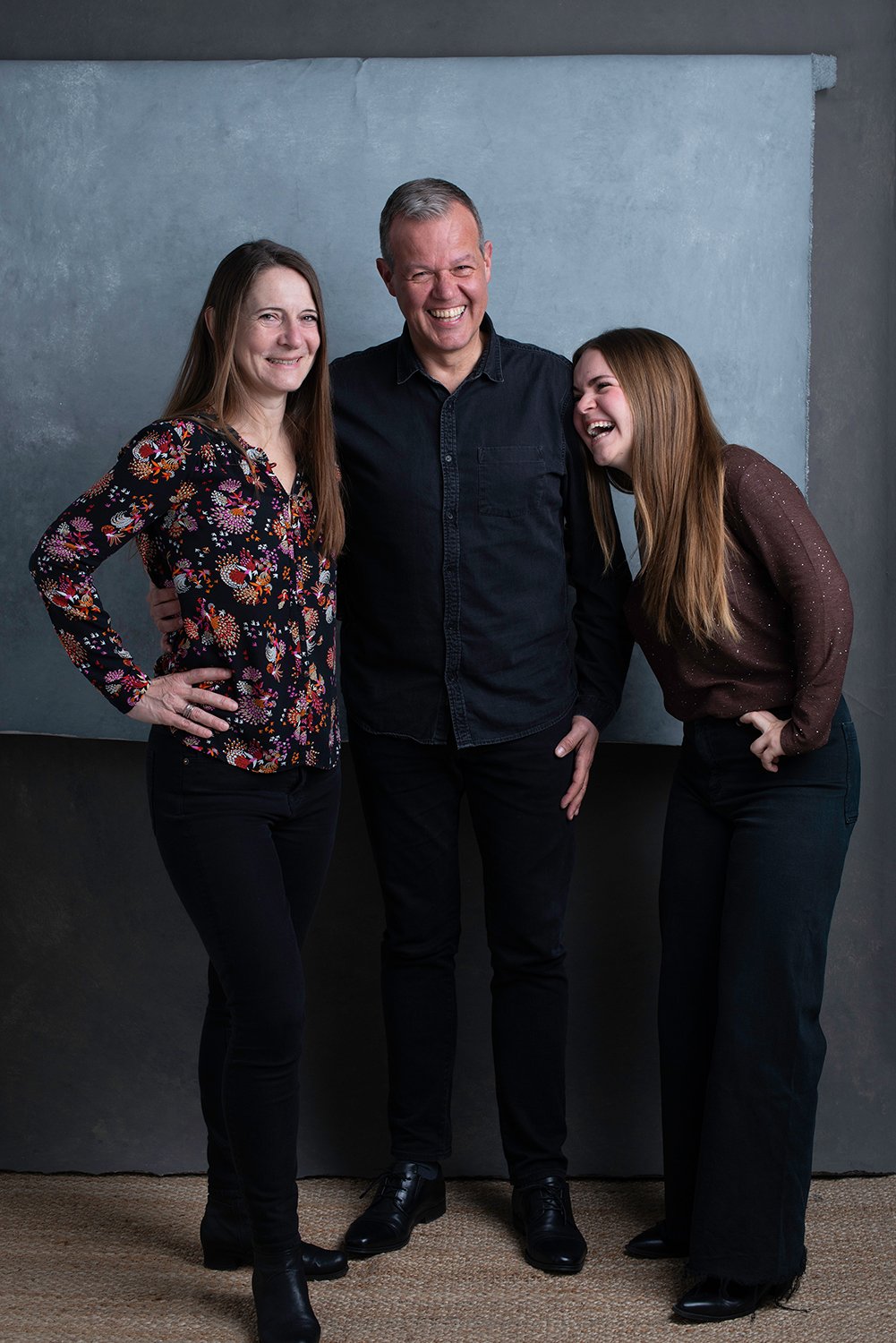 family-portrait-by-mariya-mileva-02 sml.jpg