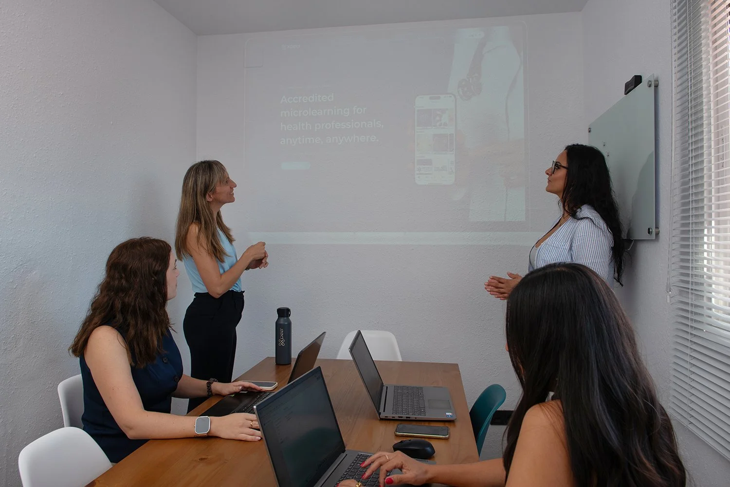 xpeer-corporate-photography-by-mariya-mileva-68 x1500.jpg