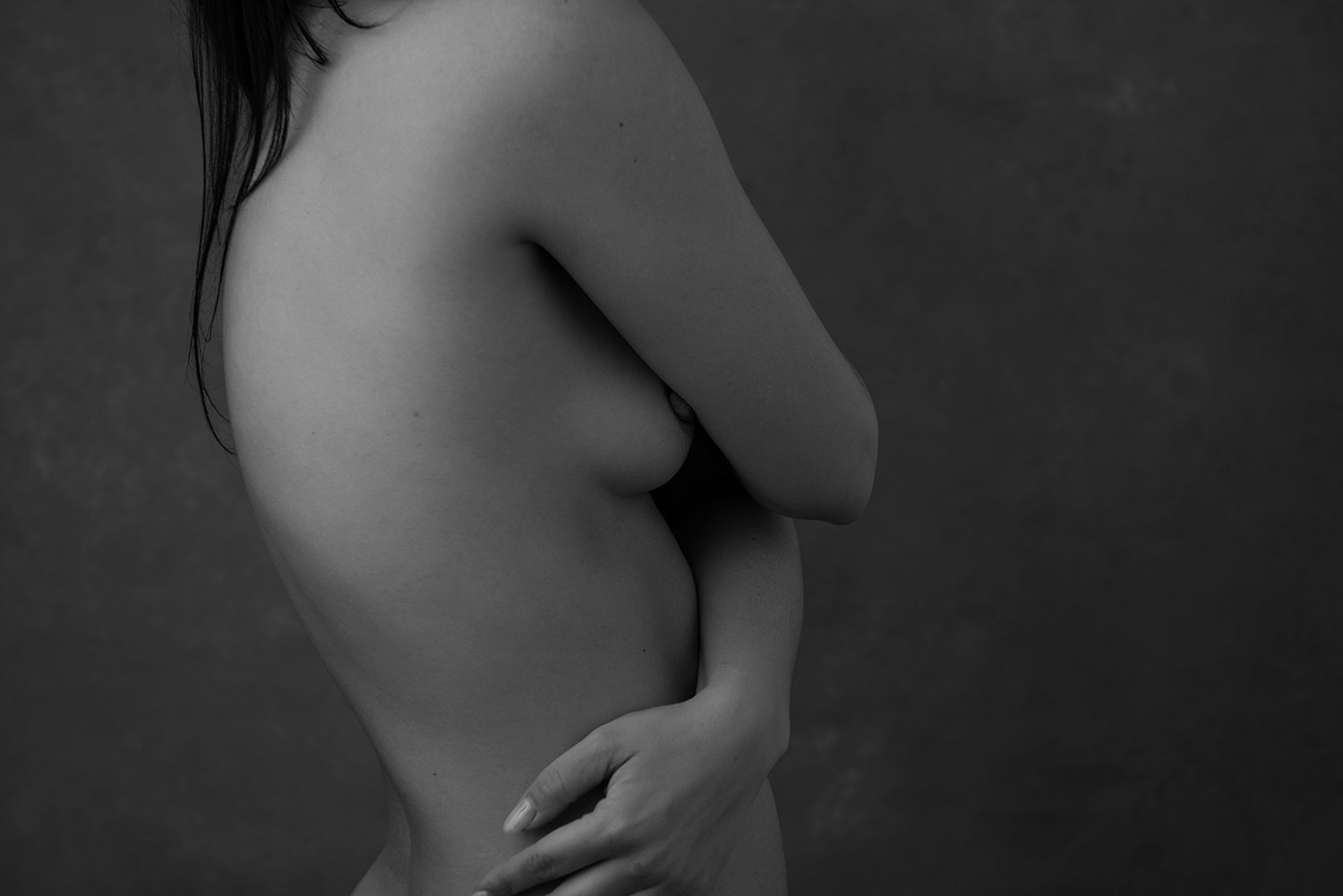 mariya-mileva-fineart-nude-studio-01cr.jpg