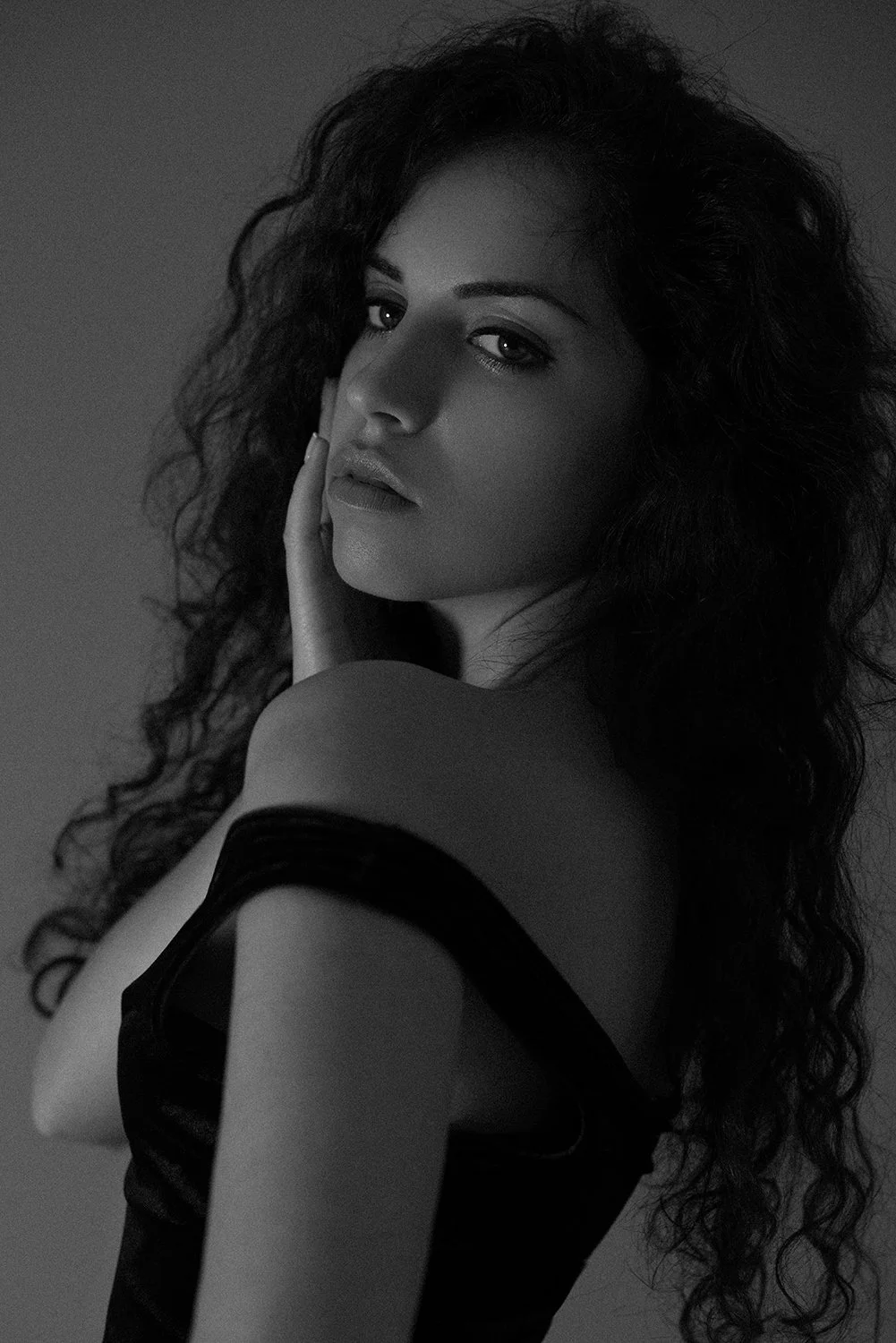 sexy-sensual-woman-by-mariya-mileva-portrait-01.jpg