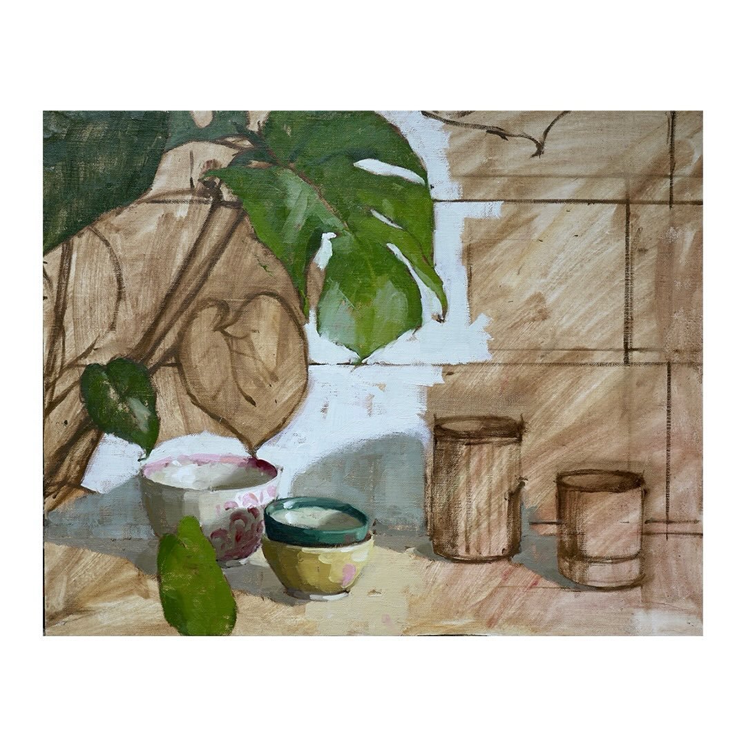 Day 26 #stradaeasel 

I&rsquo;ve been carrying on with my still life set up today which I&rsquo;ve enjoyed. It&rsquo;s starting to come together and it&rsquo;s nice to see the colours working side by side. I may re-do the bowl but I&rsquo;ll have a l