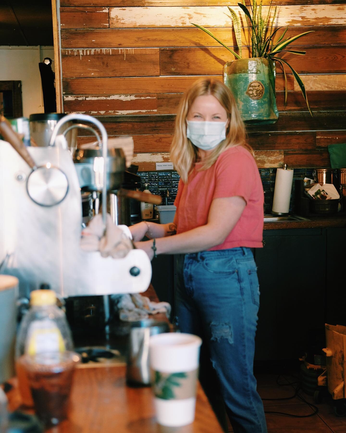 Spring is almost here! Until then, with the air a bit chilly, it&rsquo;s a lovely time to stop by and grab some hot coffee ☕️✨photo featuring one of our amazing baristas, Justine!