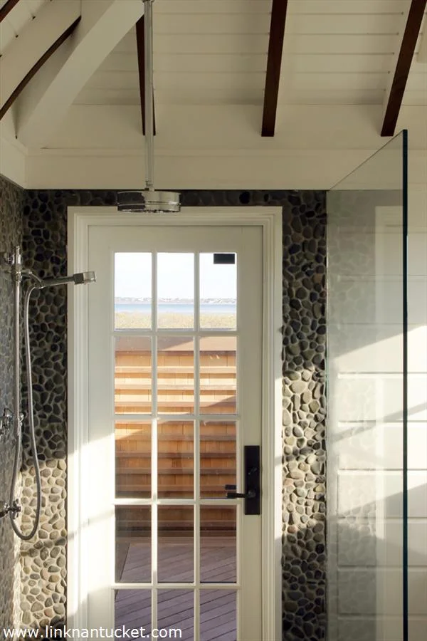 Esthers Island Bathroom.jpg