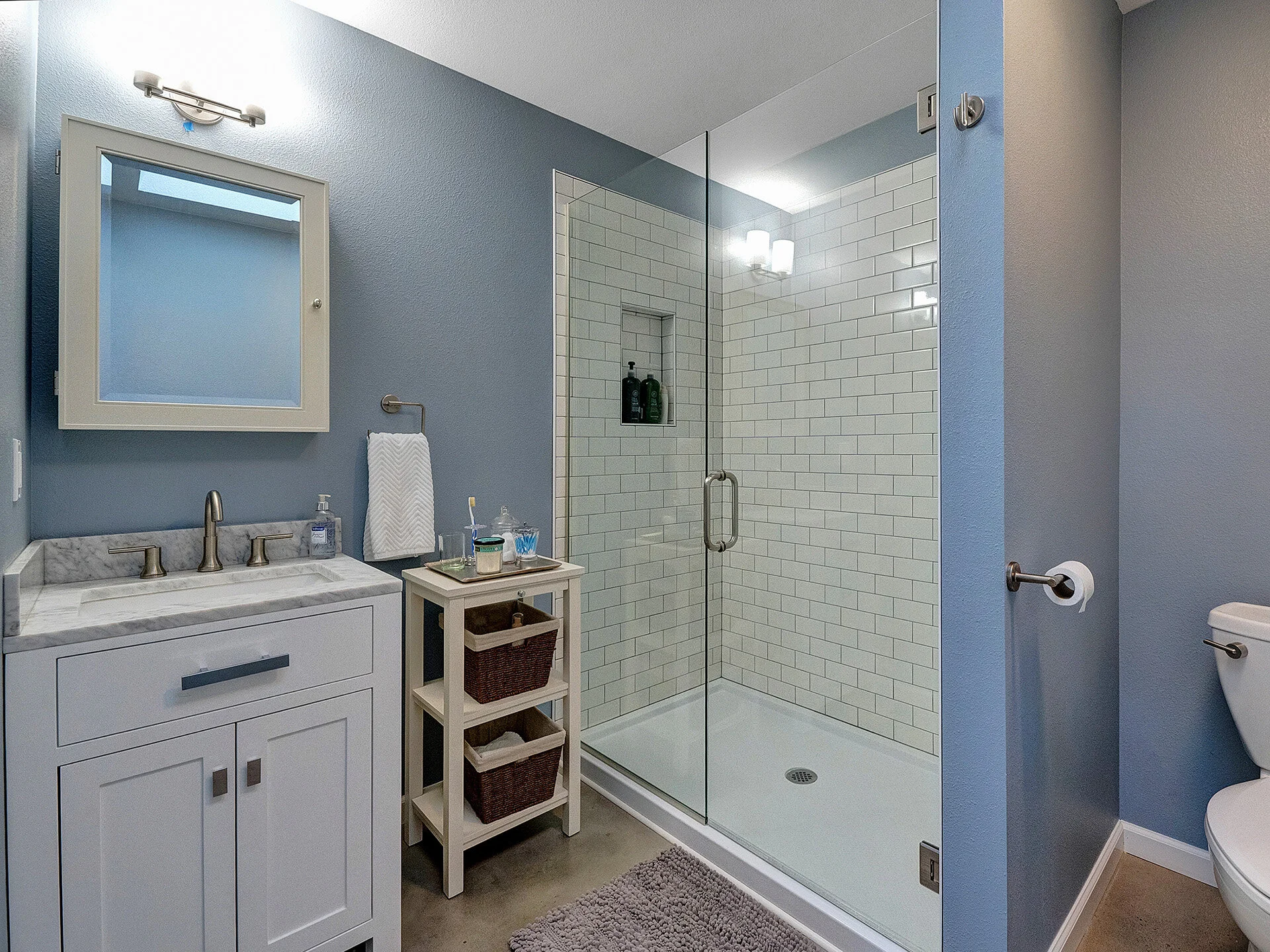 3327 NE Clackamas St - Portland - 17.jpg