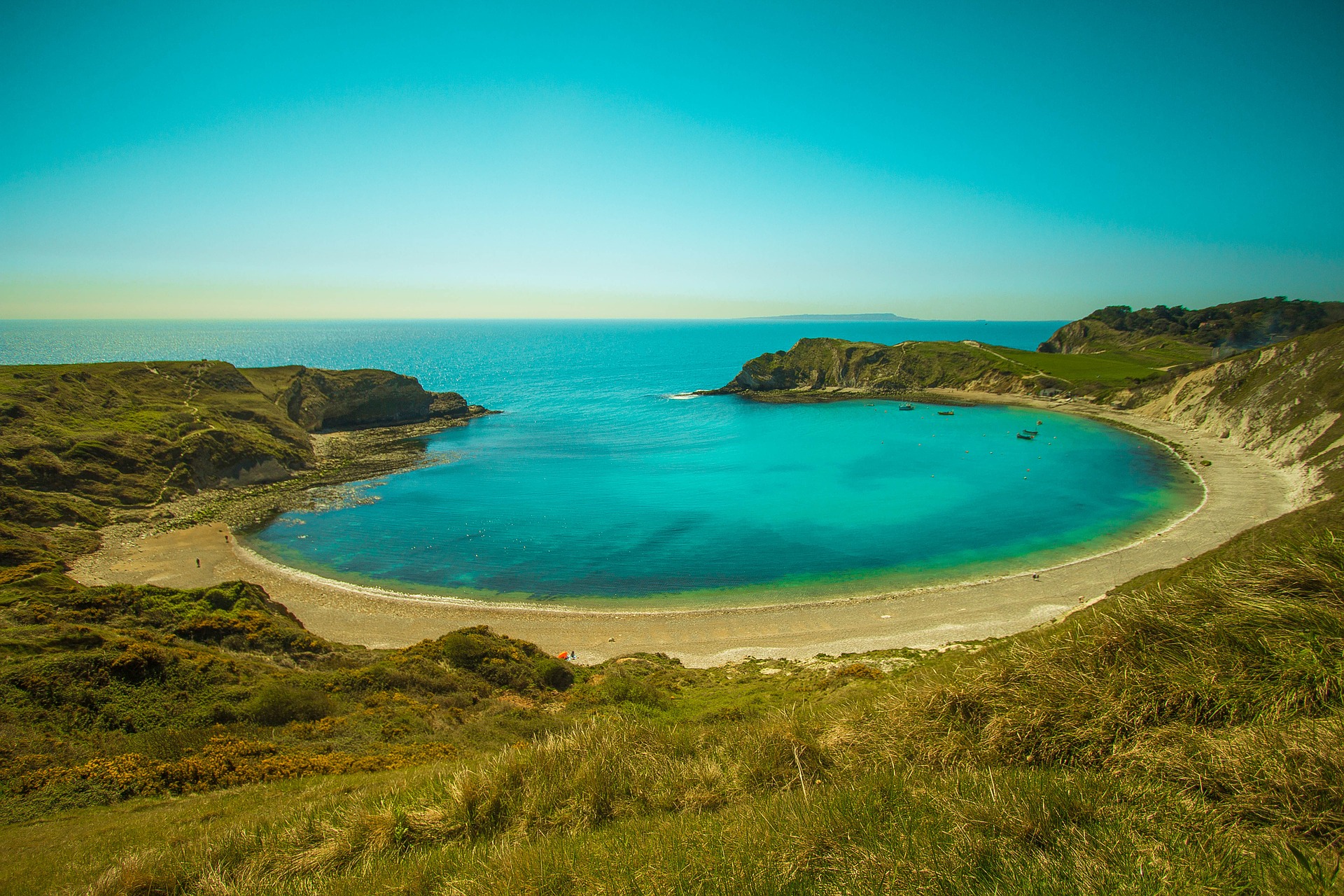 Lulworth Cove, Dorset (Picture: www.pixabay.com)