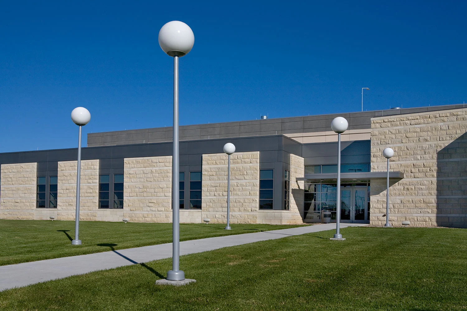 BRI-ext-front-entrance.jpg