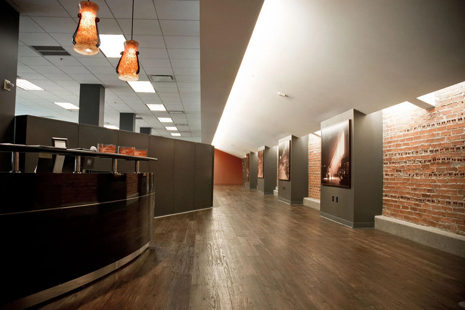 Entry-Gallery.jpg