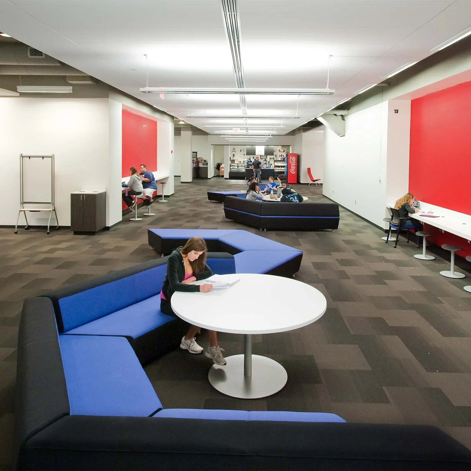 MNL-Collaboration-corridor.jpg