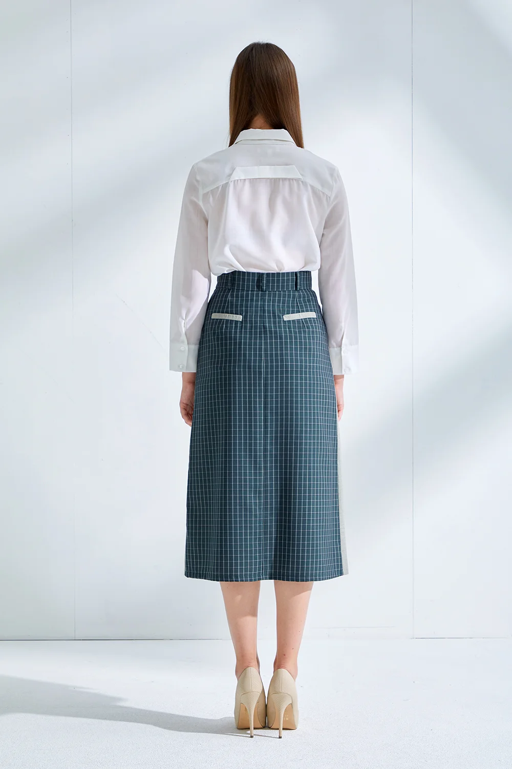 FW19 WEB DOYI PARK LOOKBOOK7-1.jpg