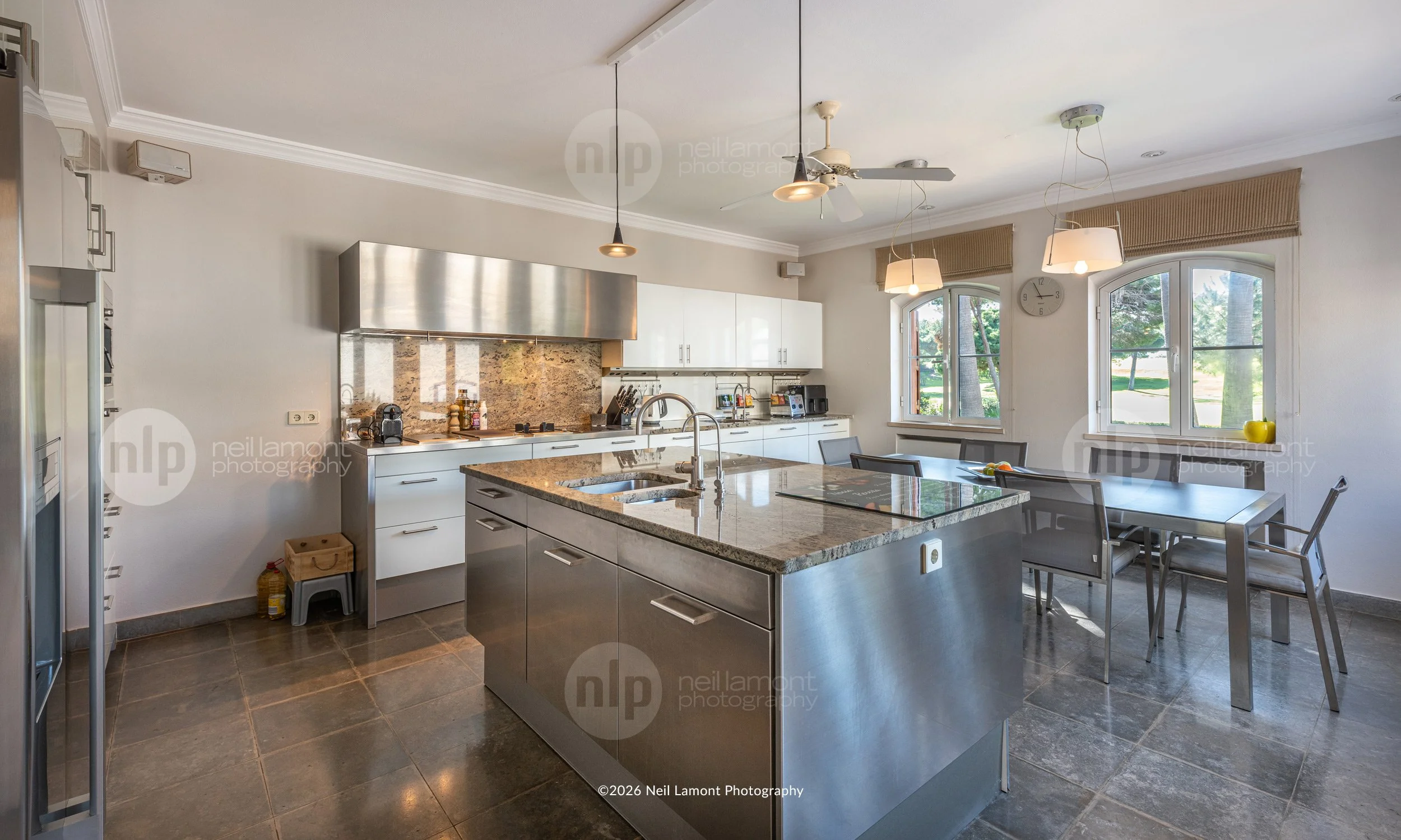 Vila Sol T5 house luxury kitchen