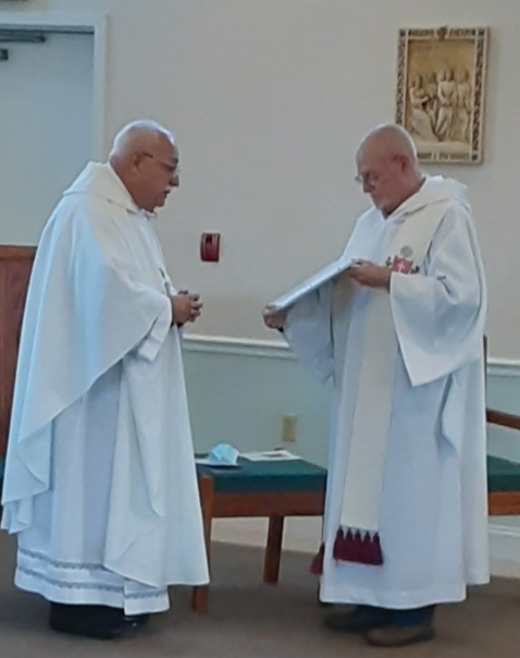 Retired Oblates at Childs celebrate Mass with their Provincial, Lewis S. Fiorelli, OSFS